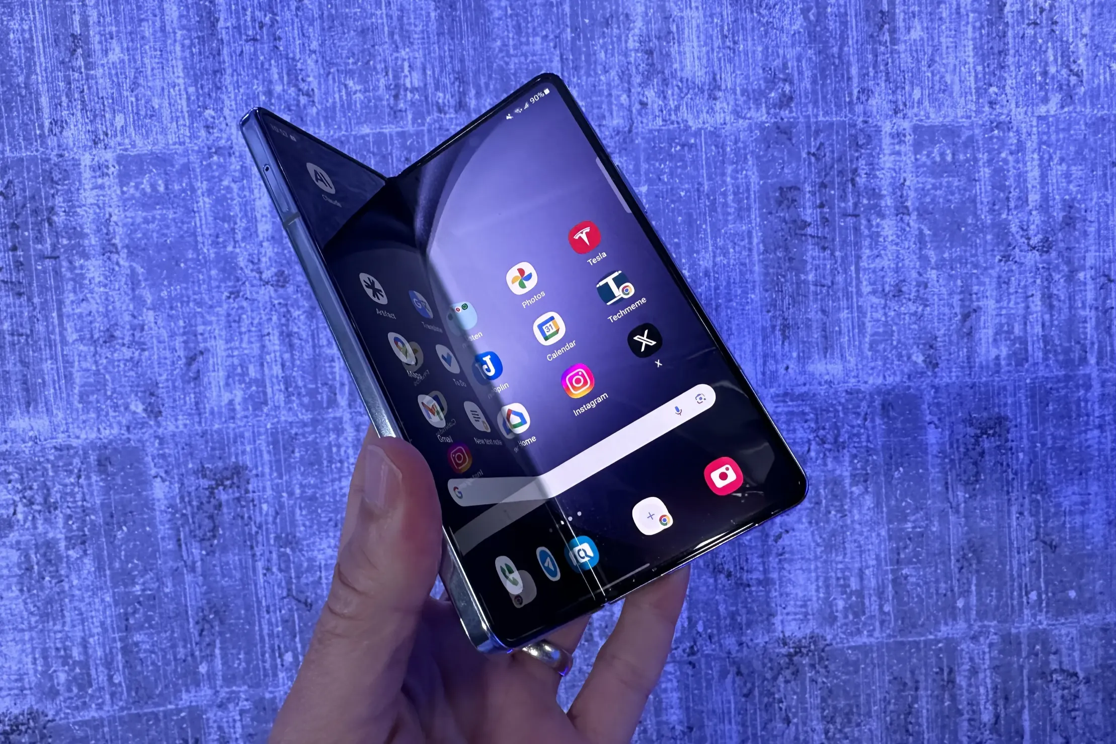 سامسونگ با کد مرموز Z۹ در حال ساخت یک دستگاه تاشوی جدید است