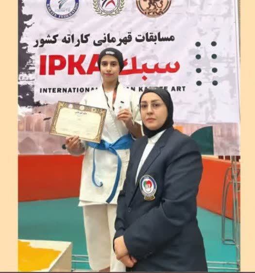 کسب چهار مقام کشوری در مسابقات پاسداشت زبان و ادبیات فارسی توسط دانش‌آموزان سمای شهرضا 