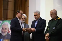 واقعیت‌های انقلاب در جهاد تبیین برای نسل جدید بازگو شود