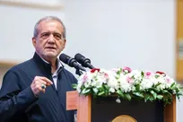 پزشکیان: قبول نکردن سخن درست دیگران، جلوه‌ای از جهل مطلق است