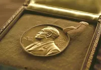 جایزه نوبل صلح پاداشی برای جنایت‌کاران و خائنان بزرگ