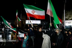 اجتماع مردمی در حمایت از رزمندگان اسلام - میدان صنعت
