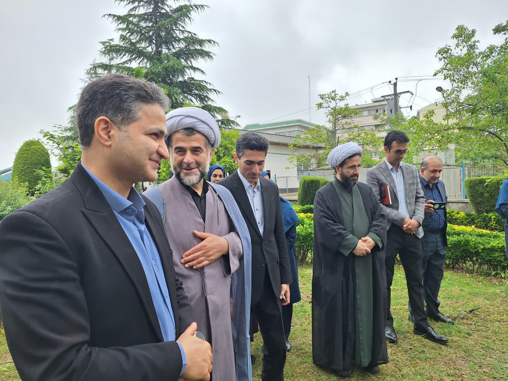 درختکاری؛ سرمایهگذاری برای آینده کشور / کاشت نهال حرکتی فرهنگی، ملی و آیندهنگرانه است درختکاری؛ سرمایهگذاری برای آینده کشور / کاشت نهال حرکتی فرهنگی، ملی و آیندهنگرانه است