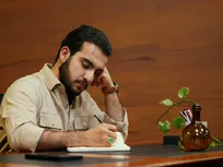 حسن صمدی دبیر انجمن اسلامی دانشجویان دانشگاه شاهد شد