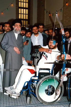 مجموعه تصاویر قاب های ماندگار از مجاهد خستگی ناپذیر حضرت آیت&zwnj;الله العظمی شهید سیدعلی حسینی خامنه&zwnj;ای(رحمه الله علیه)