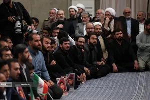 دیدار دانش&zwnj;آموزان و دانشجویان با رهبر معظم انقلاب