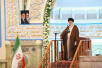قصاص قاتل رهبر شهید باید مقابل چشم مردم صورت بگیرد/حرف زدن با دشمن مشکلات داخلی ما را حل نمی&zwnj;کند