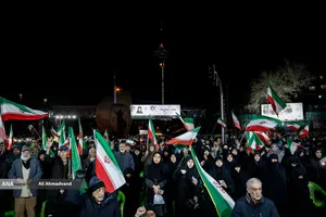 اجتماع مردمی در حمایت از رزمندگان اسلام - میدان صنعت
