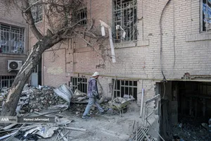 حمله هوایی آمریکایی و صهیونی به داﻧﺸﮕﺎه علم و صنعت ایران