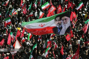 تشییع پیکر مطهر آقای شهید ایران و خانواده ایشان