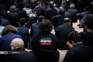  اولین شب مراسم عزاداری ماه محرم در جوار محل عروج ملکوتی قائد شهید انقلاب اسلامی حضرت آیت الله العظمی شهید سید علی خامنه ای