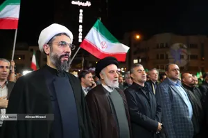 اجتماع خانواده دانشگاه آزاد اسلامی در تجدید بیعت با رهبر انقلاب