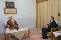 آیت‌الله مکارم شیرازی: با آمریکا و غرب باید بر اساس سوءظن و عدم اعتماد عمل کرد