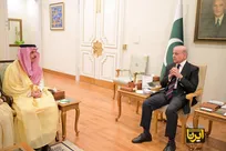 تنش‌زدایی میان ایران و آمریکا؛ محور گفت‌وگوی شهباز شریف با وزیر خارجه عربستان