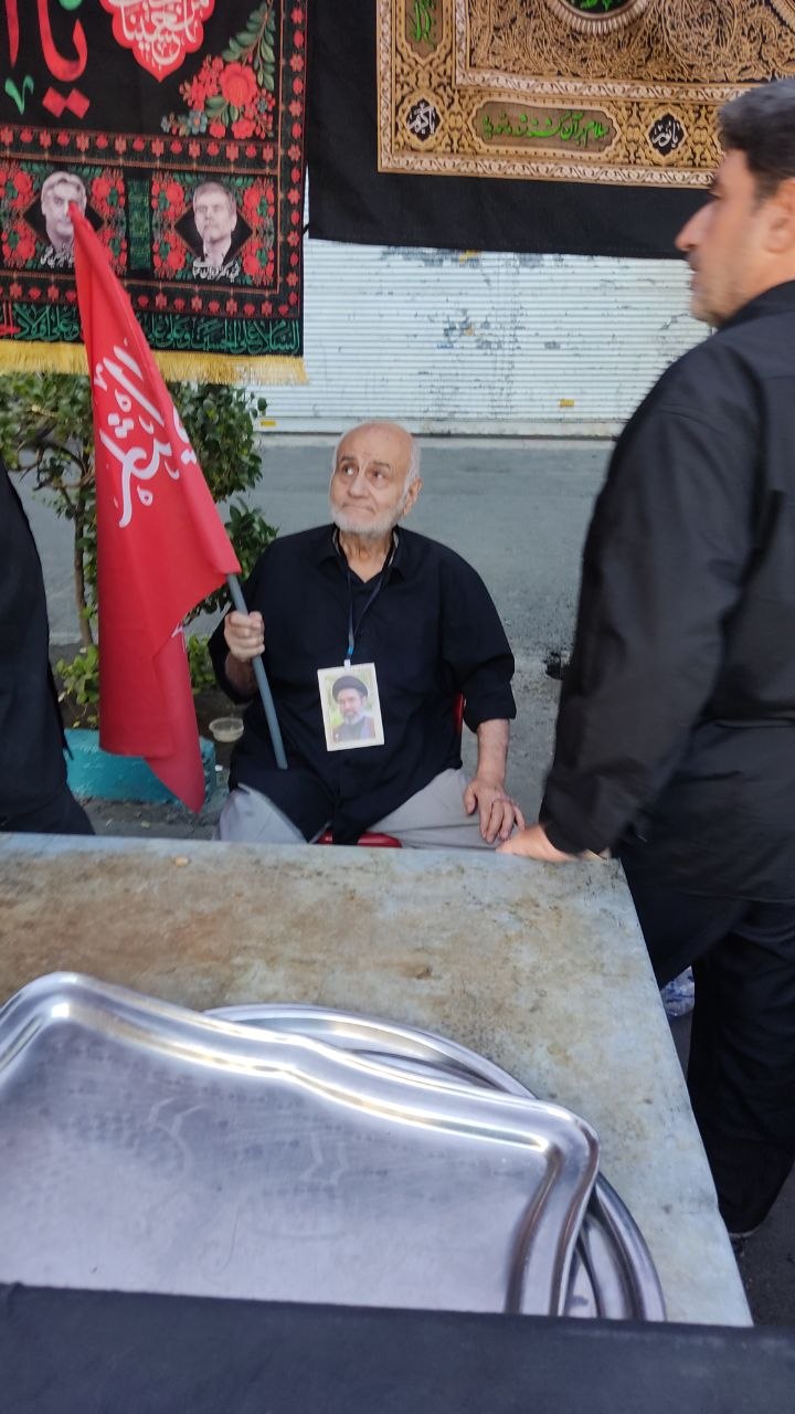 در مسیر حسین؛ تهران قدم‌به‌قدم به اربعین می‌رسد/ روایتی از موشک‌ها و پرچم‌های انتقام +عکس و فیلم
