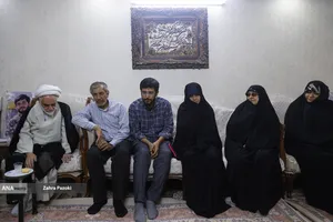 دیدار با خانواده شهید