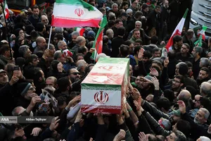 تشییع پیکر شهیدان لاریجانی، سلیمانی و شهدای ناو دنا