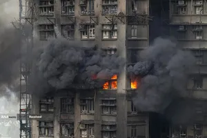 آتش&zwnj;سوزی مرگبار در برج&zwnj;های مسکونی هنگ&zwnj;کنگ