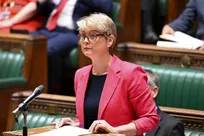 امور خارجه انگلیس: لبنان باید بخشی از توافق آتش بس ایران و آمریکا باشد