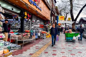 تداوم زندگی در شرایط جنگی