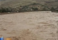 فرماندار خرم‌آباد: سیل راه ارتباطی ۲۳ روستای خرم‌آباد را بست