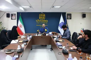 نشست علمی سویه&zwnj;های نظری و معرفتی روایت&zwnj;پردازی از مراسم تشییع پیکر مطهر رهبر شهید 