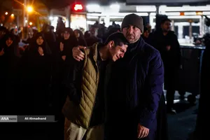 مراسم عزاداری در سوگ رهبر شهید انقلاب - میدان ونک