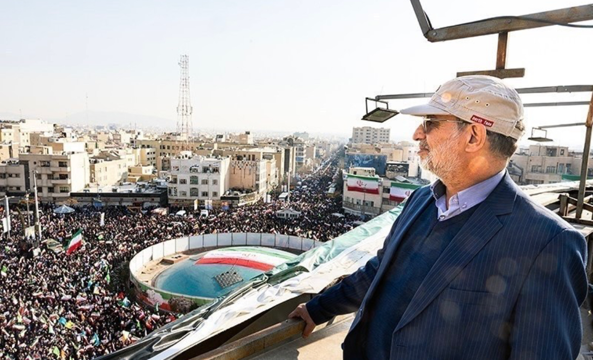 از تاریخنگاری تا جنگ شناختی؛ روایتی از خدمات سردار نائینی در مرکز اسناد دفاع مقدس و سخنگویی سپاه/ثبت ۴ هزار ساعت تاریخ شفاهی فرماندهان / راهاندازی اتاق جنگ روایتها در روابط عمومی سپاه از تاریخنگاری تا جنگ شناختی؛ روایتی از خدمات سردار نائینی در مرکز اسناد دفاع مقدس و سخنگویی سپاه/ثبت ۴ هزار ساعت تاریخ شفاهی فرماندهان / راهاندازی اتاق جنگ روایتها در روابط عمومی سپاه