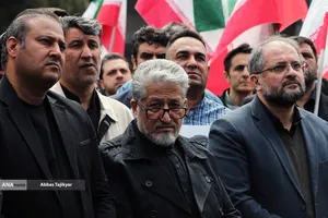 اجتماع دانشگاهیان دانشگاه آزاد اسلامی در سوگ رهبر شهید انقلاب و محکومیت تجاوز صهبونیستی و آمریکایی به کشور