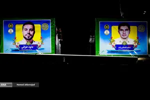 مراسم وداع با شهدای ناوشکن دنا و حمایت از نیروهای مسلح با حضور دکتر بیژن رنجبر و دانشگاهیان دانشگاه آزاد اسلامی استان تهران و اقشار مختلف مردم - میدان فردوسی تهران