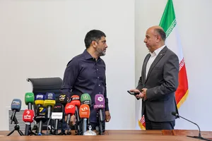 مراسم امضای تفاهم&zwnj;نامه همکاری فدراسیون کشتی و دانشگاه آزاد اسلامی