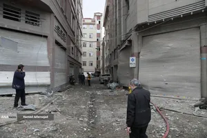 حمله هوایی جنگنده&zwnj;های اسرائیلی_آمریکایی به خیابان پیروزی تهران