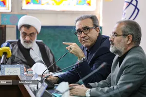 نشست هم&zwnj;اندیشی گروه&zwnj;های هنری دانشگاه آزاد اسلامی