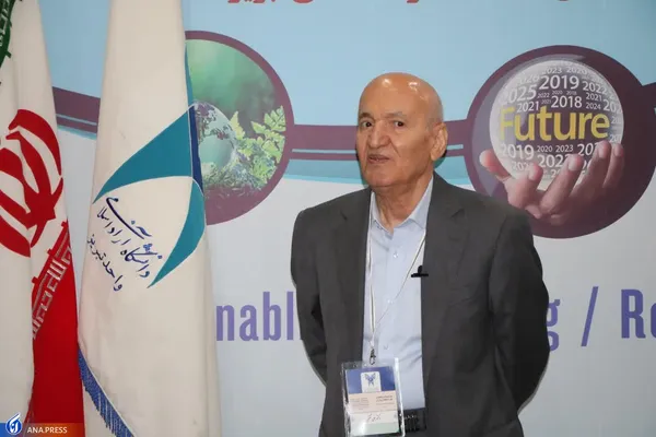 علی ثقفی مرد حسابدار ایران