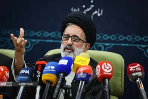 آیین تکریم خبرنگاران حوزه ایثار و شهادت