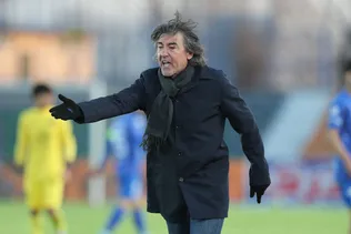 ساپینتو: پیروزی بر شمس آذر خوشحالی ندارد/ با از دست دادن موقعیت ها بازی را کشتیم