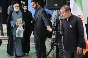 مراسم چهلم &laquo;رهبر شهید انقلاب&raquo; در تهران