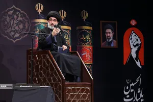  اولین شب مراسم عزاداری ماه محرم در جوار محل عروج ملکوتی قائد شهید انقلاب اسلامی حضرت آیت الله العظمی شهید سید علی خامنه ای