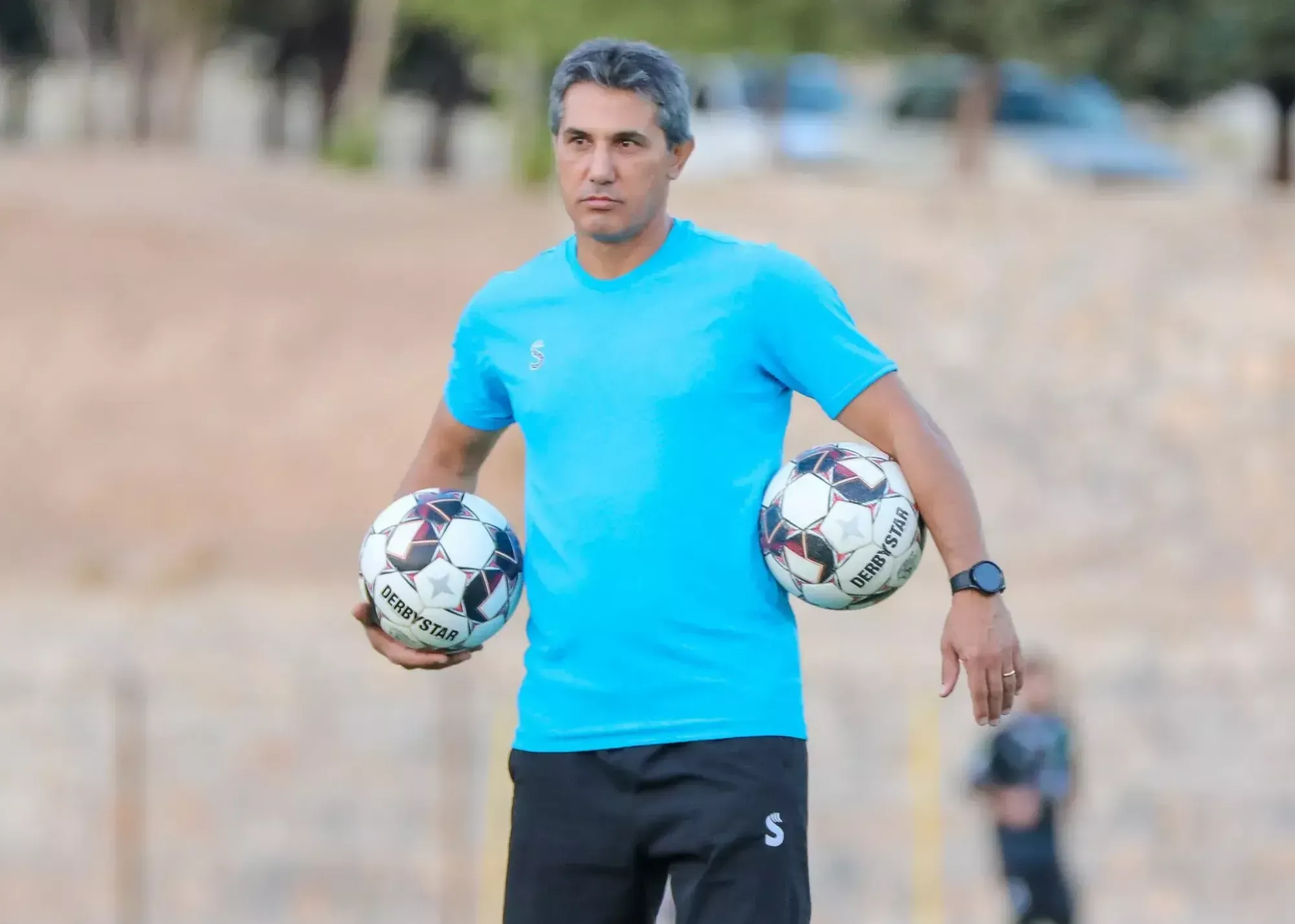 عباس آقایی