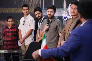 نشست صمیمی با نوجوانان حاضر در حج 1404