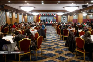 آیین بدرقه خانواده&zwnj;های آسیب&zwnj;دیده در جنگ به زیارت امام رضا(ع)
