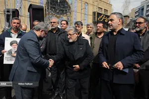 اجتماع دانشگاهیان دانشگاه آزاد اسلامی در سوگ رهبر شهید انقلاب و محکومیت تجاوز صهبونیستی و آمریکایی به کشور