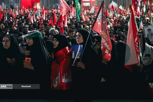 مراسم اقامه نماز بر پیکر مطهر رهبر شهید انقلاب در حرم رضوی