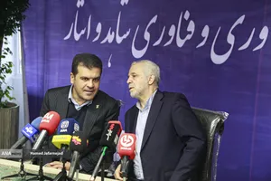 حسین افشین معاون علمی، فناوری و اقتصاد دانش&zwnj;بنیان رئیس جمهور و سعید اوحدی رئیس بنیاد شهید و امور ایثارگران