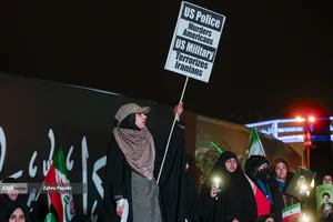 اجتماع بیعت مردم با رهبر سوم انقلاب اسلامی
