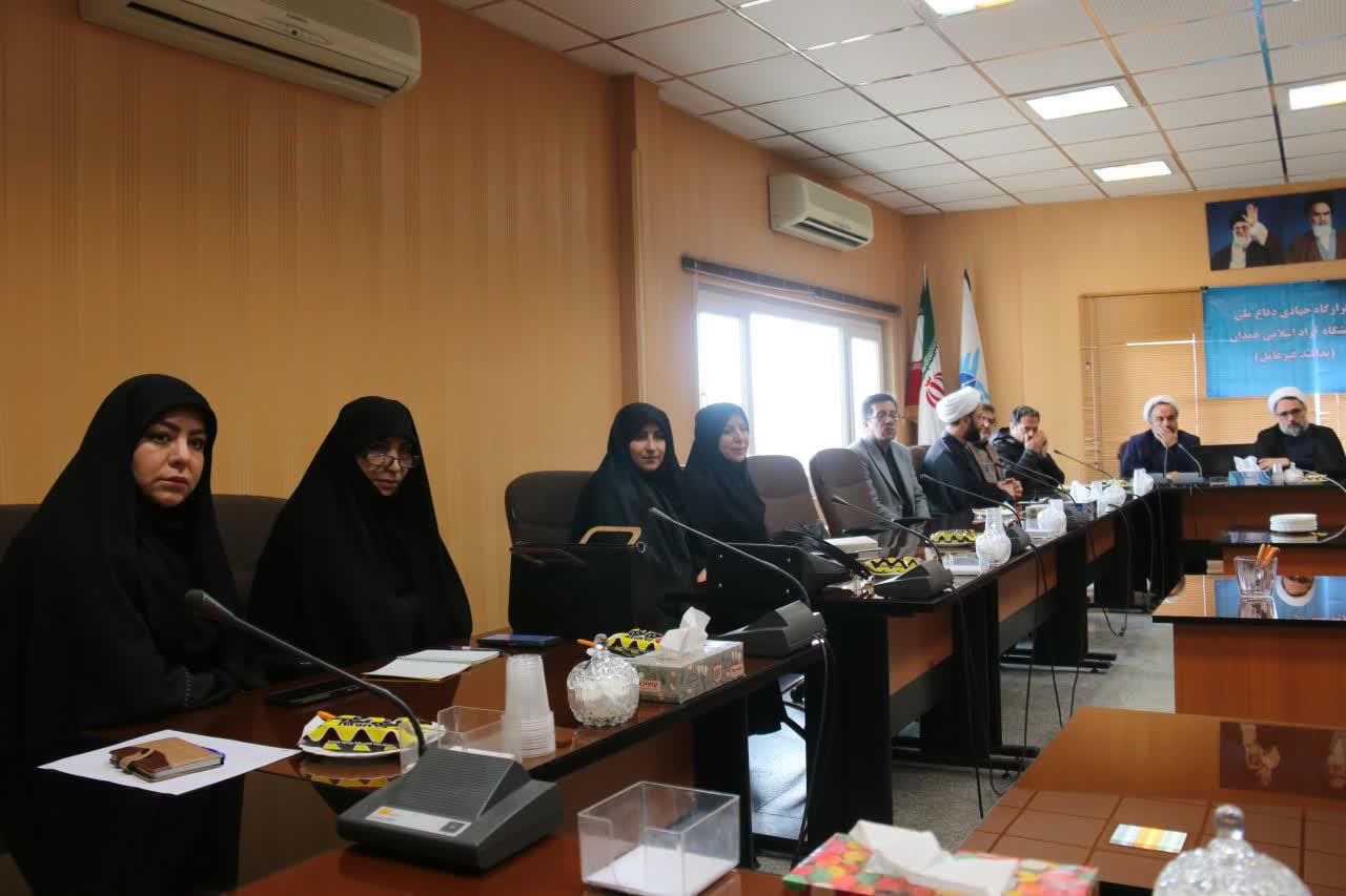 دشمن قصد تجزیه کشور را دارد / موکب دانشگاه آزاد همدان در میدان جهاد (دانشگاه) فعال است