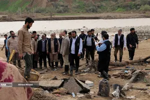  کمک&zwnj;رسانی شهید دکتر طهرانچی به مناطق سیل&zwnj;زده لرستان 