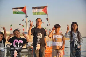 ویژه&zwnj;برنامه &laquo;کارزار صمود&raquo; در جشن ایران عزیز