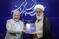 رئیس دانشگاه آزاد اسلامی دومین حکم ریاست کمیته فرادستگاهی کشور را دریافت کرد