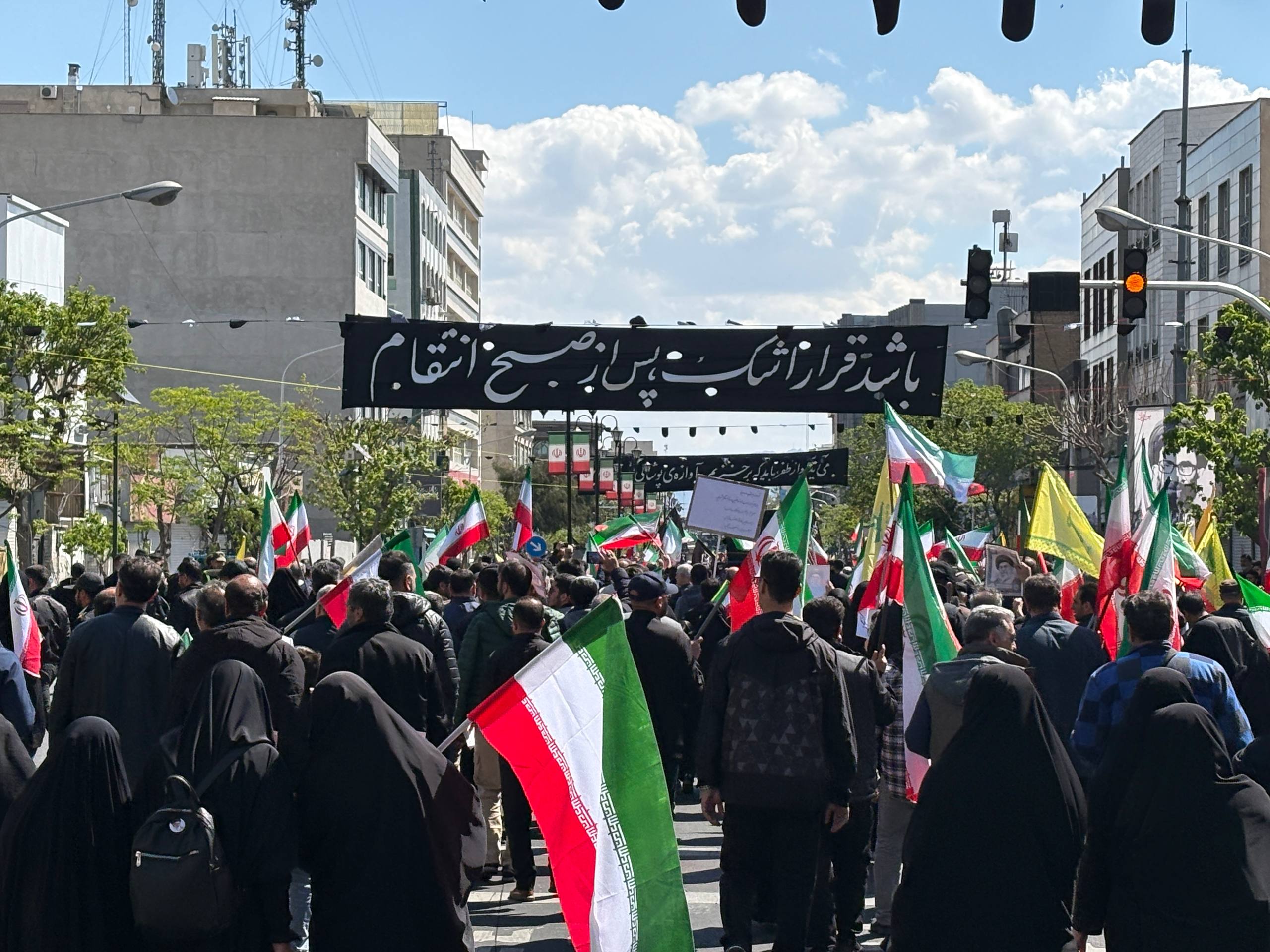 تهران در سوگ رهبر شهید/ مراسم عزاداری اربعین قائد امت آغاز شد+فیلم